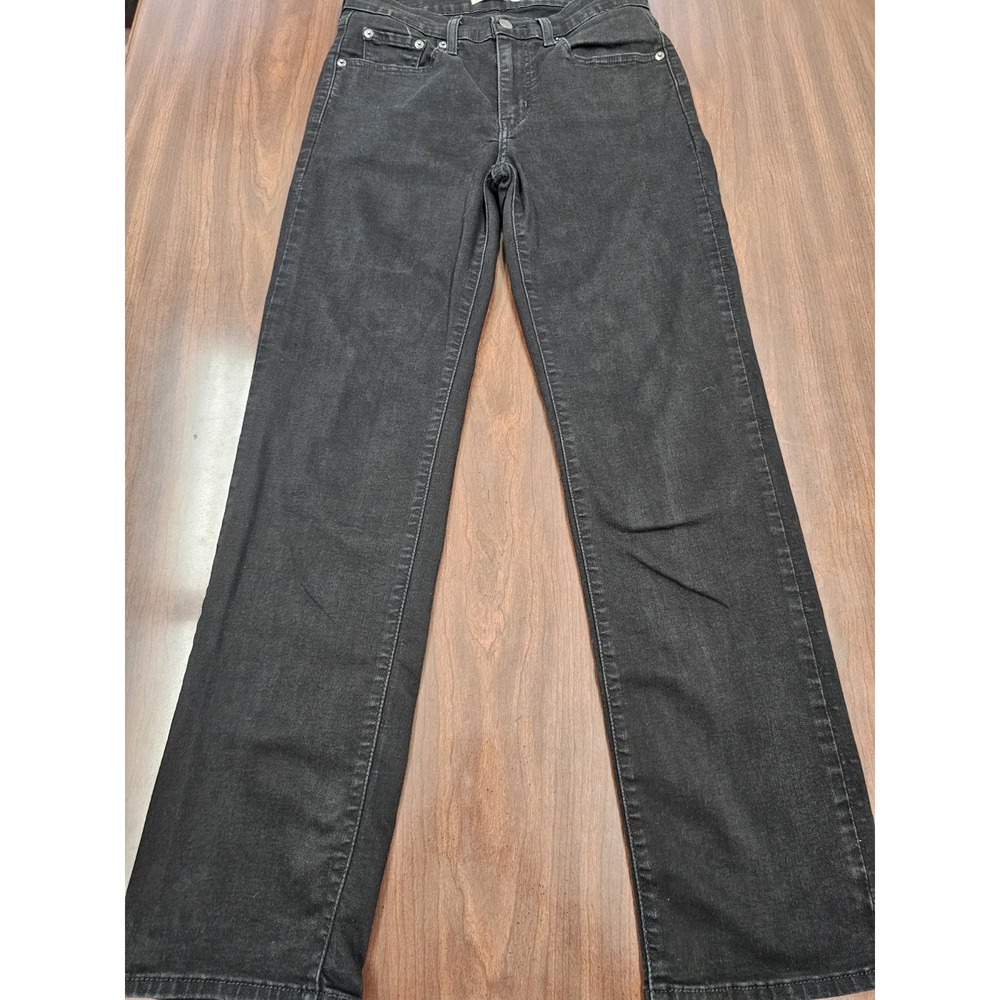 Womens Black High Rise Straight Leg Levis Jeans Size 28 Classic Denim Casual
